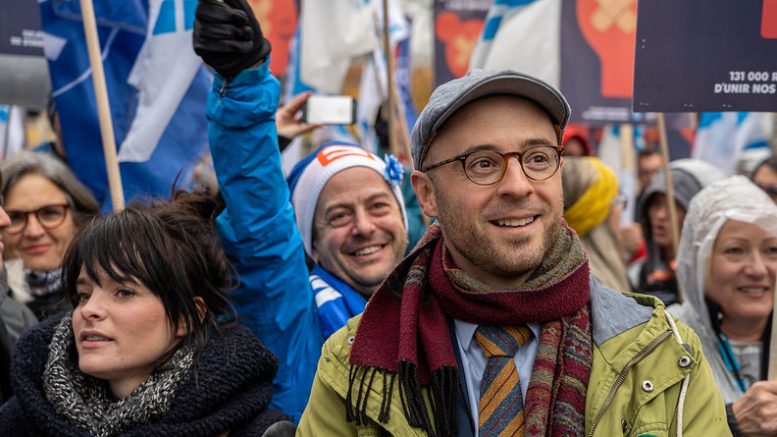 Sol Zanetti dans une manifestation