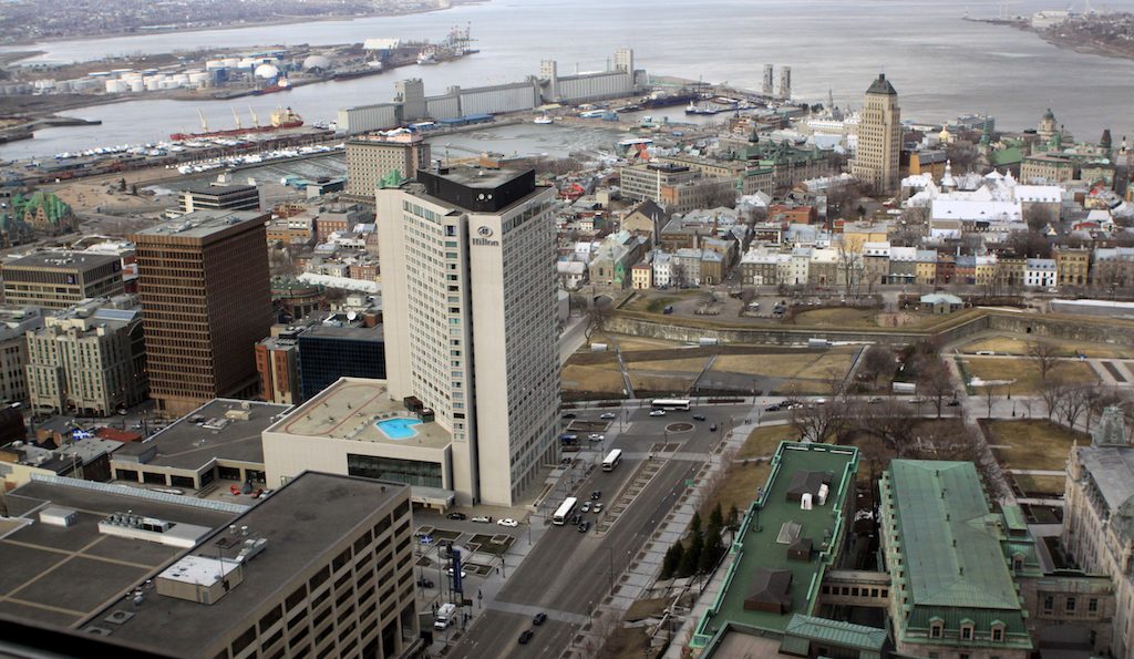 Vue aérienne sur le port de Québec