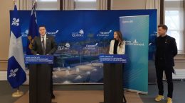 Le ministre de l'Environnement Benoit Charette, la députée de Jean-Talon Joëlle Boutin et le maire de Québec Bruno Marchand