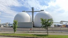 Les silos de l'Anse au Foulon sont à vendre.