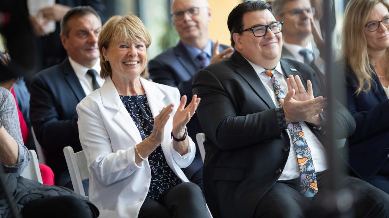 La candidate dans Jean-Lesage Christiane Gamache en compagnie du candidat caquiste de Chauveau, Sylvain Lévesque