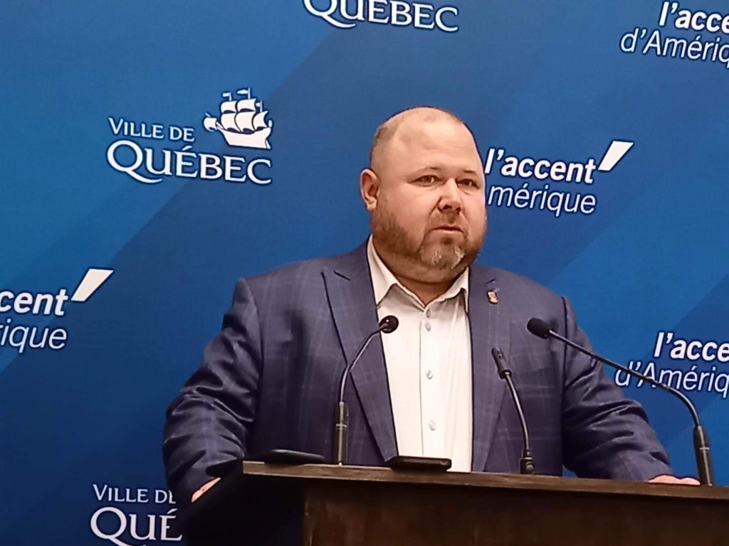 Claude Villeneuve, chef de l’opposition officielle. (Crédit photo : Estelle Lévêque)