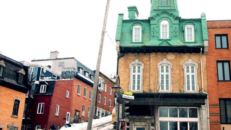 La partie Sud de la rue Clairefontaine sépare le quartier Saint-Jean-Baptiste du secteur Vieux-Québec–Cap-Blanc–Colline Parlementaire. (Crédit photo : Estelle Lévêque)