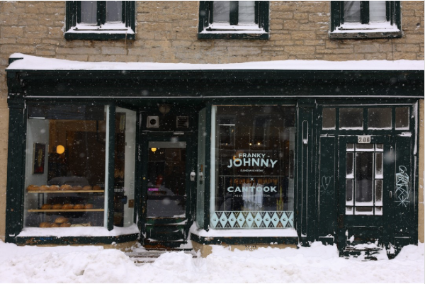 Façade de la boutique dans Saint-Sauveur