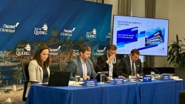 Anne Manguy, Pierre-Luc Lachance, Bruno Marchand et Luc Monty ce matin à l'Hôtel de Ville de Québec pour présenter les états financiers 2023