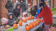 L'Halloween, sur l'avenue Royale. (Crédit photo : Agence 714)